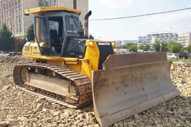 18 ტ. KOMATSU D61PX-15 (1)